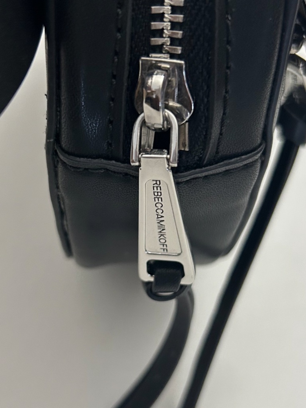 Rebecca Minkoff Lucy Leather Belt Bag sz Small Black - Picture 8 of 10